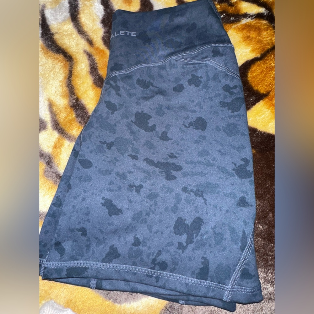 Alphalete crossover shorts